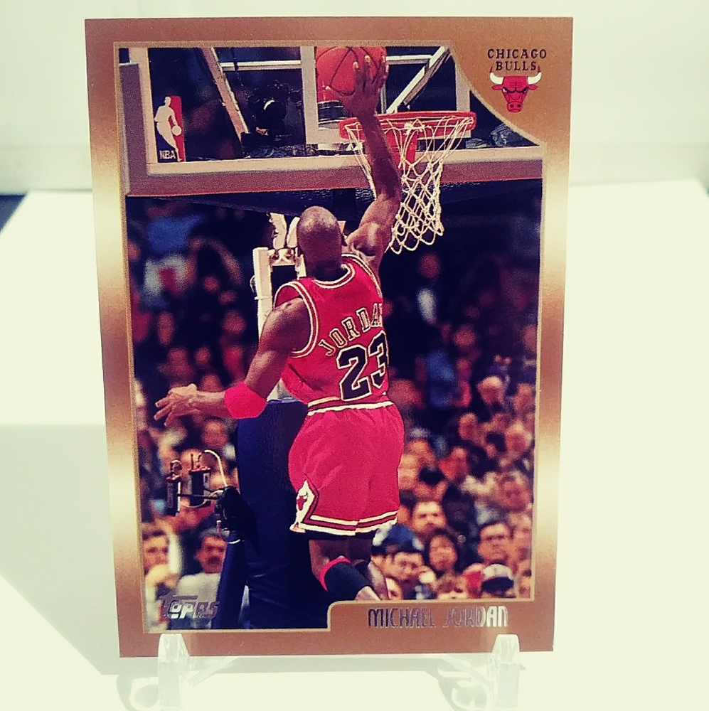 Michael Jordan 1998 Topps card#77 Mint condition!